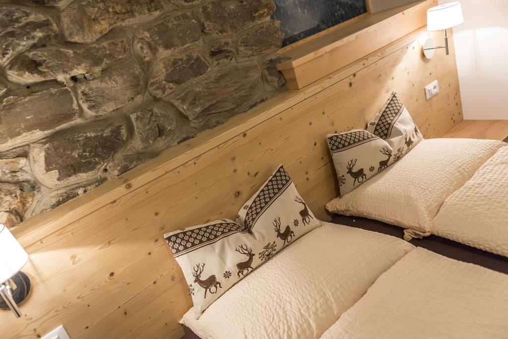 Waldheim Appartements Bressanone Oda fotoğraf
