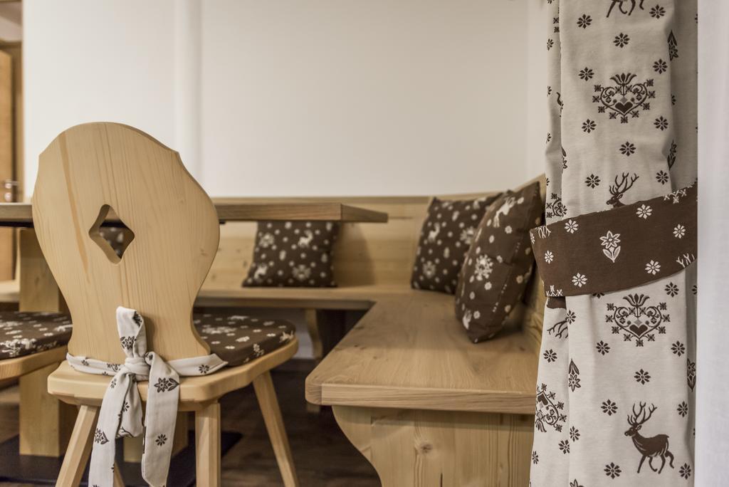 Waldheim Appartements Bressanone Oda fotoğraf